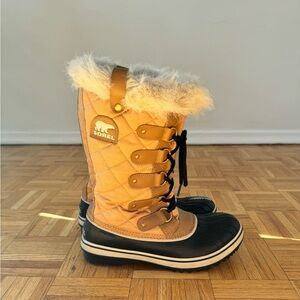 WOMEN'S winter snow boots - sorel TOFINO II - like new, waterproof